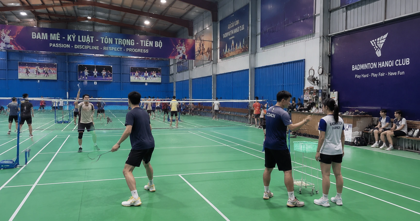 Khám Phá Các câu lạc bộ cầu lông Đặc Sắc Tại Hà Nội - image 2